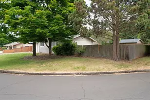 2301 Compton St, Eugene, OR 97404 - Photo 4