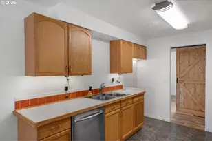 2301 Compton St, Eugene, OR 97404 - Photo 16
