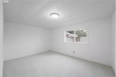 13632 Tilia Ct, Aurora, OR 97002 - Photo 12