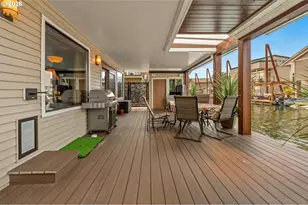 18525 NE Marine Dr, Portland, OR 97230 - Photo 28