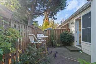 4844 SW Wembley Pl, Beaverton, OR 97005 - Photo 24