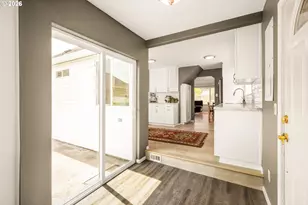 3734 SE 132nd Ave, Portland, OR 97236 - Photo 10