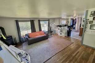 1003 W 12th St, Coquille, OR 97423 - Photo 6