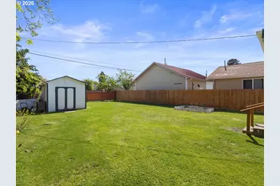 3053 Garfield St, Longview, WA 98632 - Photo 24