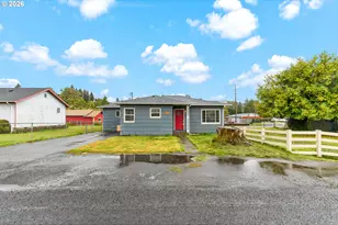 334 Roake Ave, Castle Rock, WA 98611 - Photo 2
