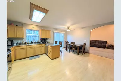 2407 E O Ave, La Grande, OR 97850 - Photo 6