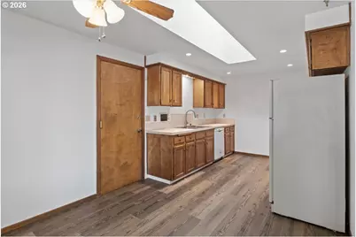 4065 47th Ave NE, Salem, OR 97305 - Photo 16