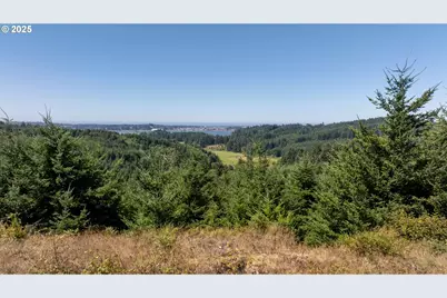 94540 Willanch Ln, North Bend, OR 97459 - Photo 32