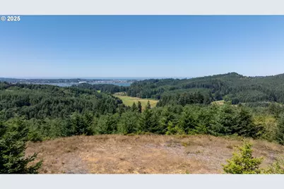 94540 Willanch Ln, North Bend, OR 97459 - Photo 6