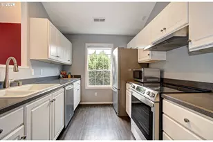 13210 SE 7th St, Vancouver, WA 98683 - Photo 10
