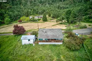 1745 Rifle Range Rd, Roseburg, OR 97470 - Photo 40