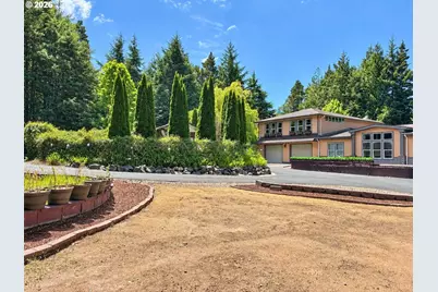 371 SW Newton Dr, Waldport, OR 97394 - Photo 4