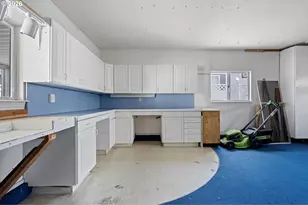 1841 Sunset Way, Eugene, OR 97402 - Photo 38
