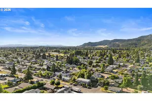 1905 17th St, Springfield, OR 97477 - Photo 30