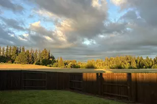 2401 E Foxtrot St, La Center, WA 98629 - Photo 36