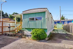 7635 SE Johnson Creek Blvd, Portland, OR 97206 - Photo 2