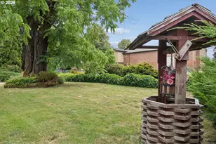 101 7th St, Dayton, OR 97114 - Photo 42
