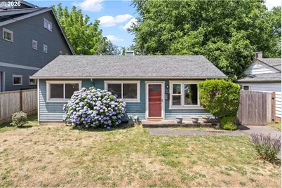 8909 N Drummond Ave, Portland, OR 97217 - Photo 1