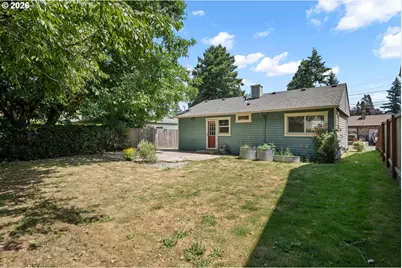 8909 N Drummond Ave, Portland, OR 97217 - Photo 22