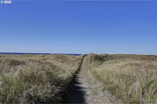 29906 H St, Ocean Park, WA 98640 - Photo 8