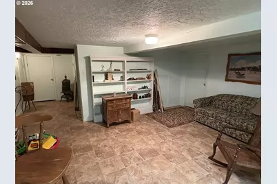2912 N 1st St, La Grande, OR 97850 - Photo 6