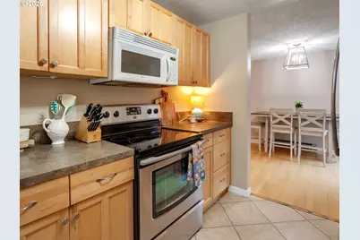 23418 SW Pine St, Sherwood, OR 97140 - Photo 10