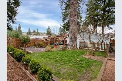 23418 SW Pine St, Sherwood, OR 97140 - Photo 24