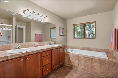 33753 NE Hart Ct, Scappoose, OR 97056 - Photo 18
