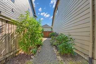 33753 NE Hart Ct, Scappoose, OR 97056 - Photo 34