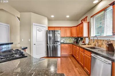 33753 NE Hart Ct, Scappoose, OR 97056 - Photo 6