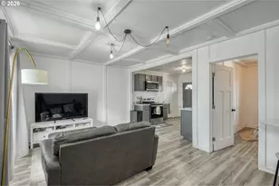 581 Highland Ave, Salem, OR 97301 - Photo 2