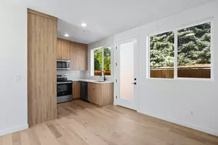 3270 SE 115th Ave, Portland, OR 97266 - Photo 4