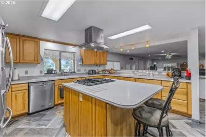 858 Iva Ln, Salem, OR 97317 - Photo 10