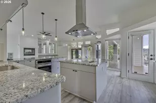 16408 SW Timberland Dr, Beaverton, OR 97007 - Photo 14