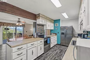 331 Hemlock Ln, Roseburg, OR 97471 - Photo 14