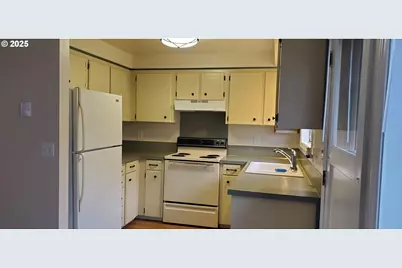 101 Ash St, Ridgefield, WA 98642 - Photo 4