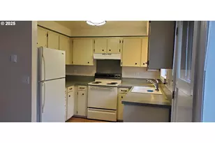 101 Ash St, Ridgefield, WA 98642 - Photo 4