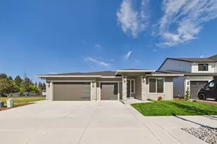 3702 N 12th Cir, Ridgefield, WA 98642 - Photo 1
