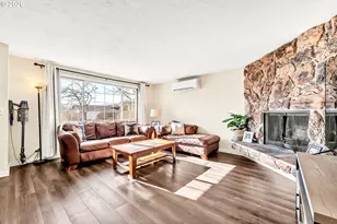 4866 Beaver St, Springfield, OR 97478 - Photo 8