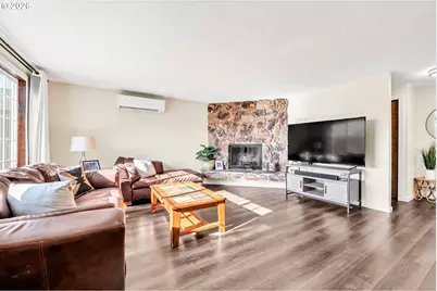 4866 Beaver St, Springfield, OR 97478 - Photo 6