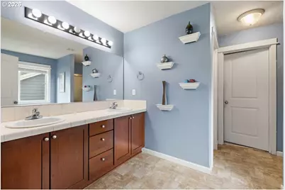 2529 N Roger Smith Dr, Newberg, OR 97132 - Photo 28