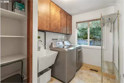 1590 Woodland Ter, Lake Oswego, OR 97034 - Photo 28