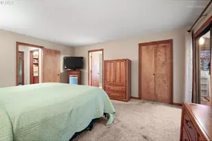 1590 Woodland Terrace, Lake Oswego, OR 97034 - Photo 18