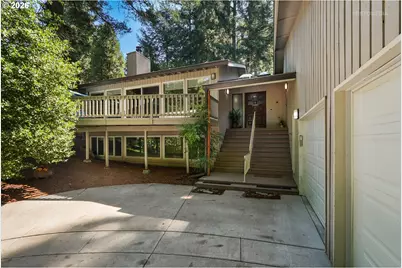 1590 Woodland Ter, Lake Oswego, OR 97034 - Photo 2