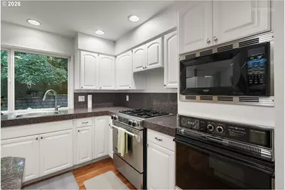 1590 Woodland Ter, Lake Oswego, OR 97034 - Photo 14