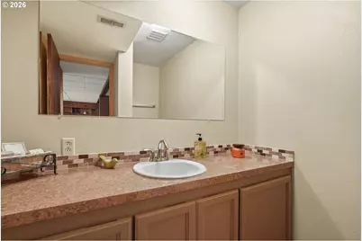 1590 Woodland Ter, Lake Oswego, OR 97034 - Photo 34
