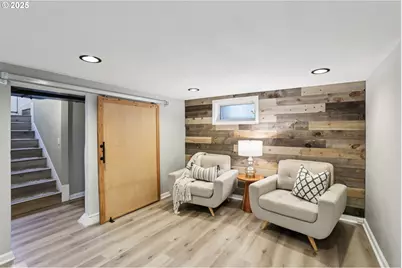 8046 SW Capitol Hill Rd, Portland, OR 97219 - Photo 26