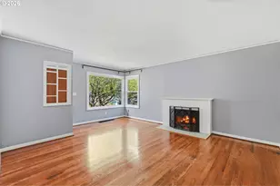 7506 SE Main St, Portland, OR 97215 - Photo 10