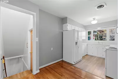 7506 SE Main St, Portland, OR 97215 - Photo 22