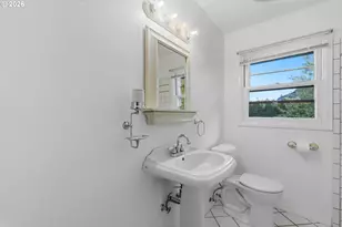 7506 SE Main St, Portland, OR 97215 - Photo 20